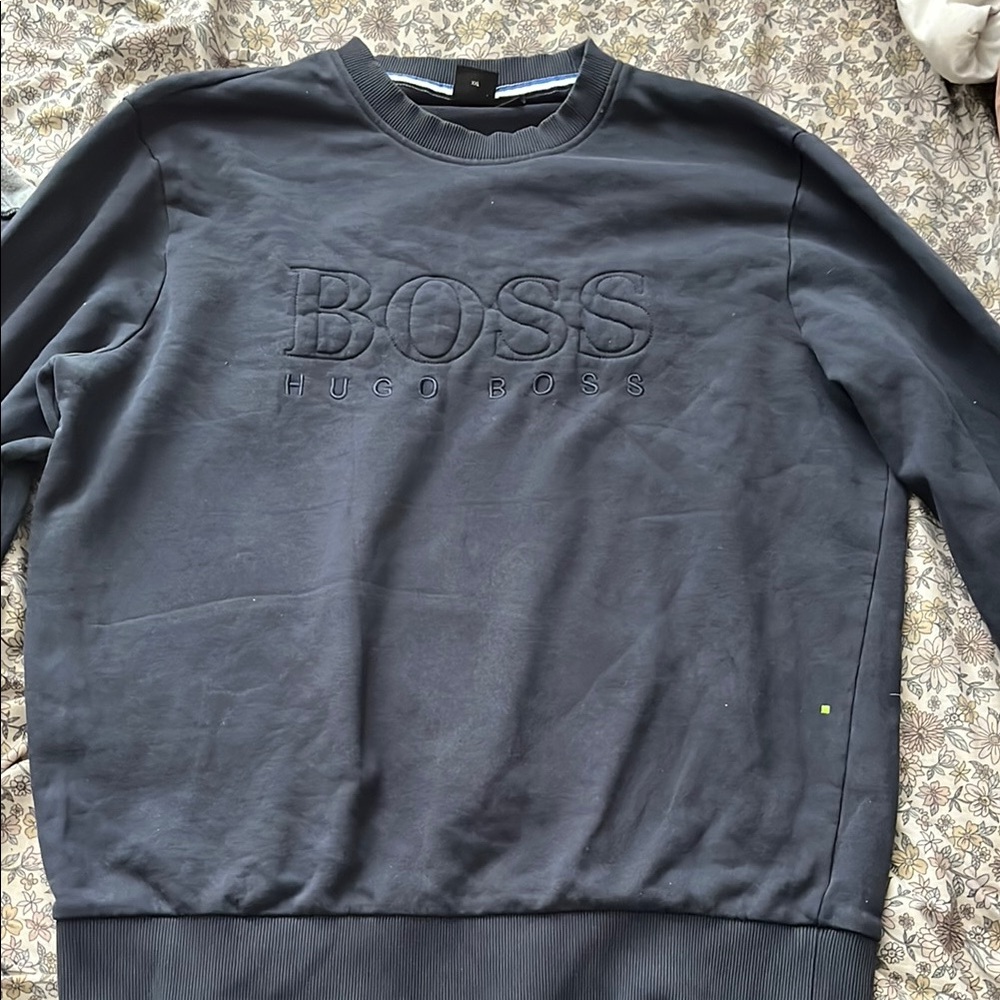 Hugo Boss Black Crewneck Sweater with Subtle Branding